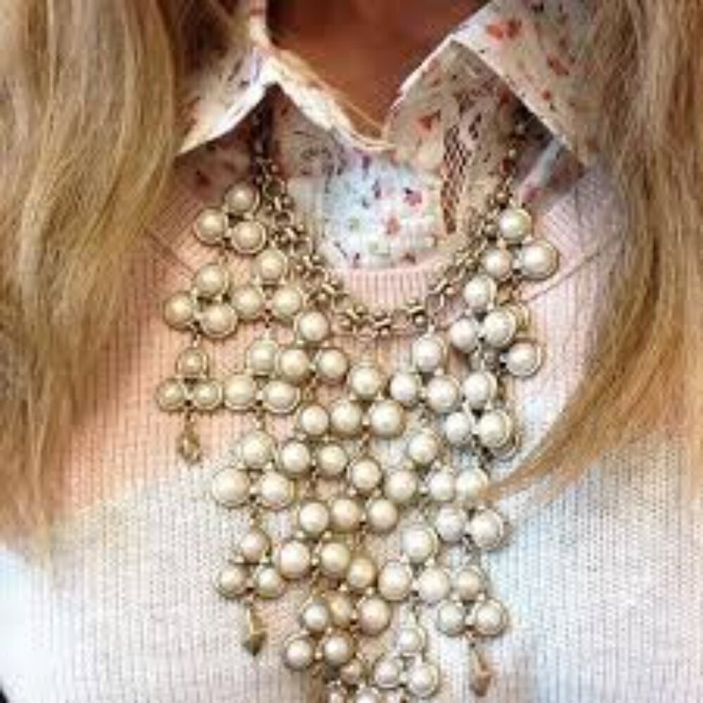 Stella & Dot Dahlia Pearl Bib Statement Necklace - Picture 5 of 9